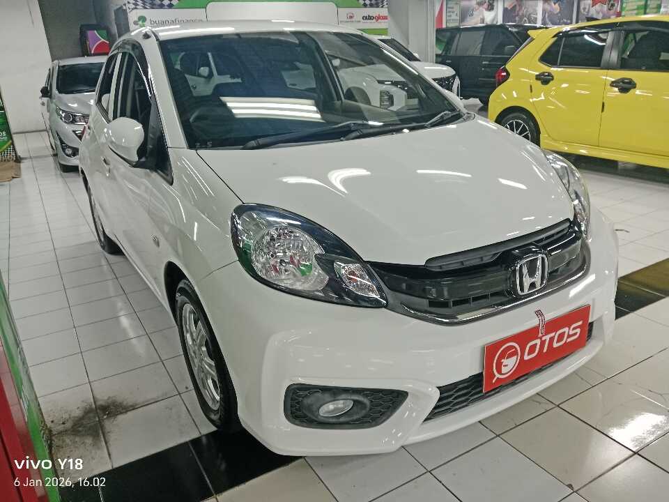 2016 Honda Brio 1.2 Satya E - Foto 1 dari 6