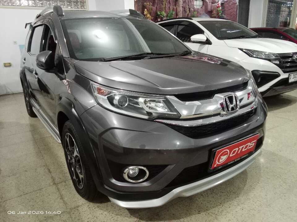 2016 Honda BR-V 1.5 E Prestige - Foto 1 dari 6