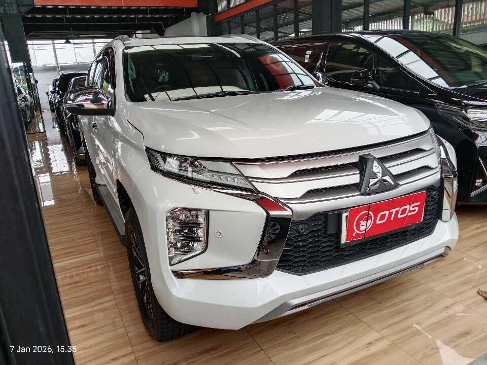 2023 Mitsubishi Pajero Sport 2.4 Dakar 4X2 - Foto 1 dari 6