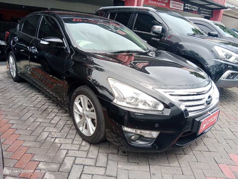 2017 Nissan Teana 2.5 - Foto 1 dari 6