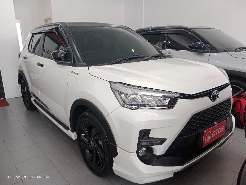 2024 Toyota Raize 1.0 GR Sport - Foto 1 dari 6