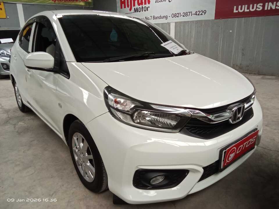 2019 Honda Brio 1.2 Satya E - Foto 1 dari 6