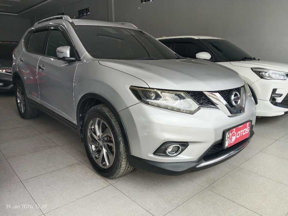 2015 Nissan X-Trail 2.5 - Foto 1 dari 6