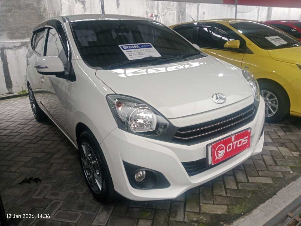 2022 Daihatsu Ayla 1.0 X - Foto 1 dari 6