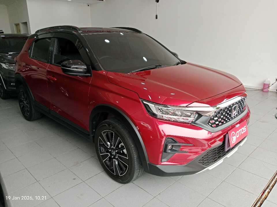 2023 Honda WR-V 1.5 RS - Foto 1 dari 6