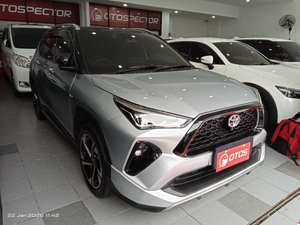 2024 Toyota Yaris Cross 1.5 S HV - Foto 1 dari 6