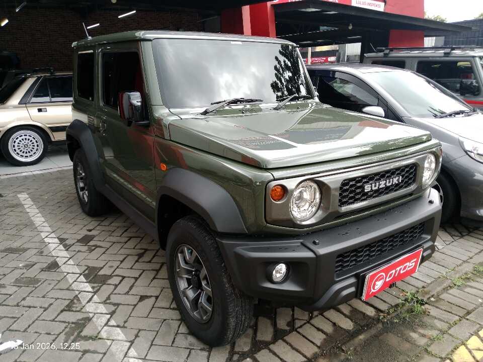2021 Suzuki Jimny 1.5 4x4 - Foto 1 dari 6