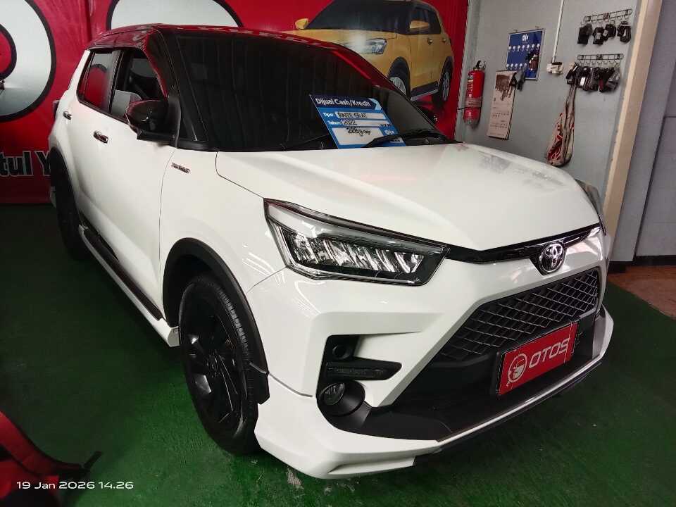 2022 Toyota Raize 1.0 GR Sport - Foto 1 dari 6