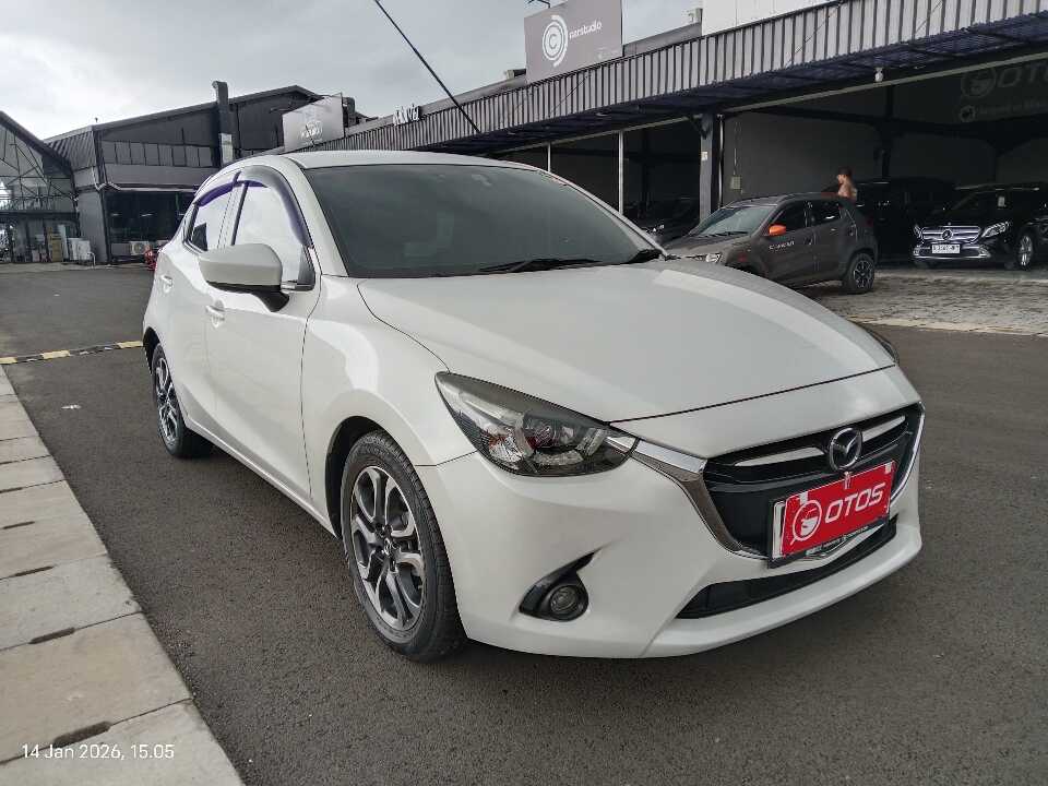 2016 Mazda 2 1.5 GT Skyactive - Foto 1 dari 9