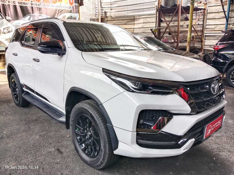 2022 Toyota Fortuner 2.8 4X2 VRZ