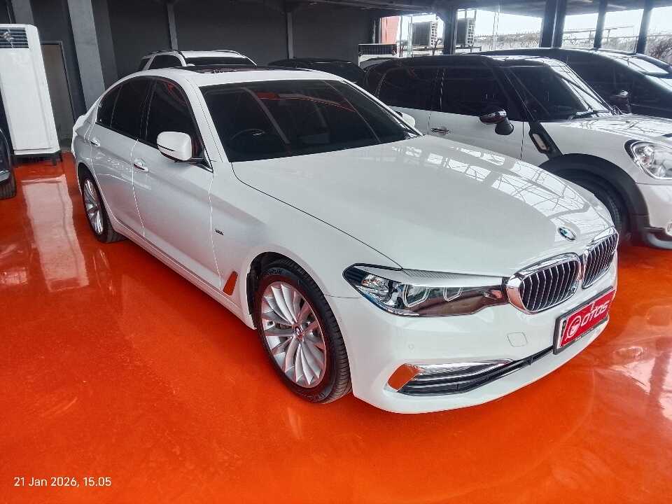 2018 BMW 530i 2.0 - Foto 1 dari 6