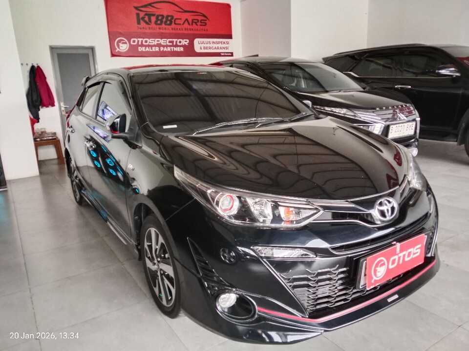 2020 Toyota Yaris 1.5 S - Foto 1 dari 6