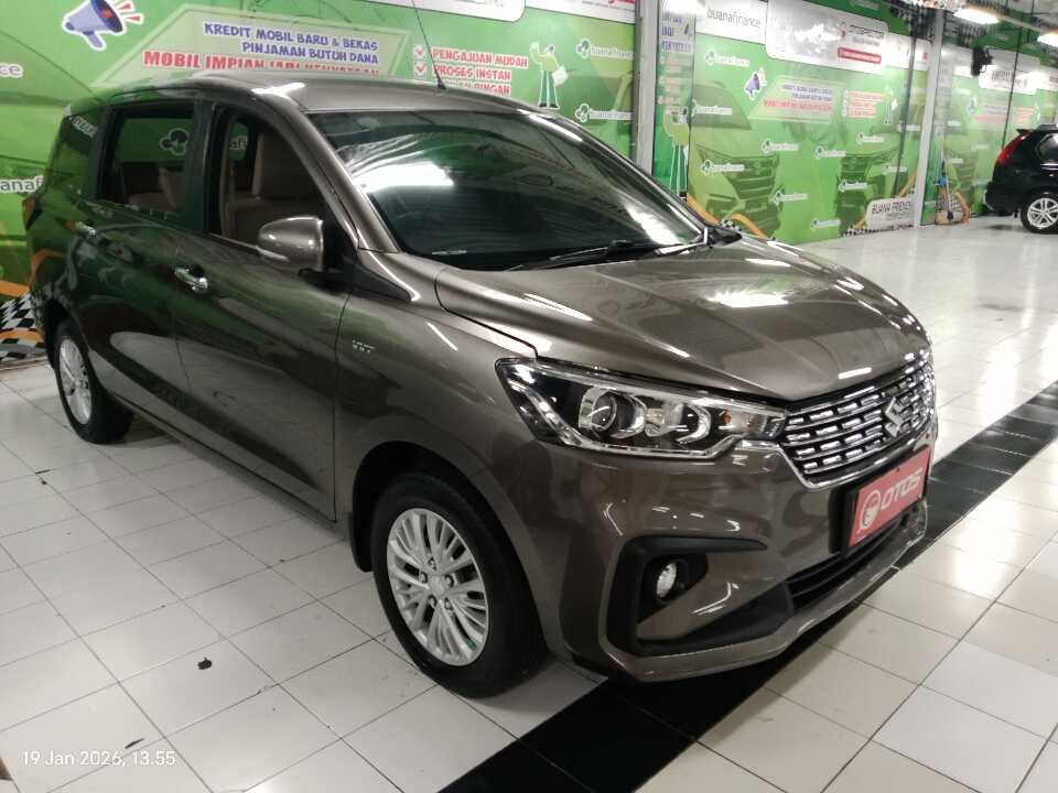 2018 Suzuki Ertiga 1.4 GX - Foto 1 dari 6