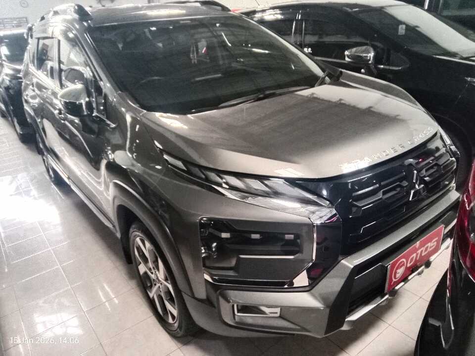 2022 Mitsubishi Xpander 1.5 Cross - Foto 1 dari 6