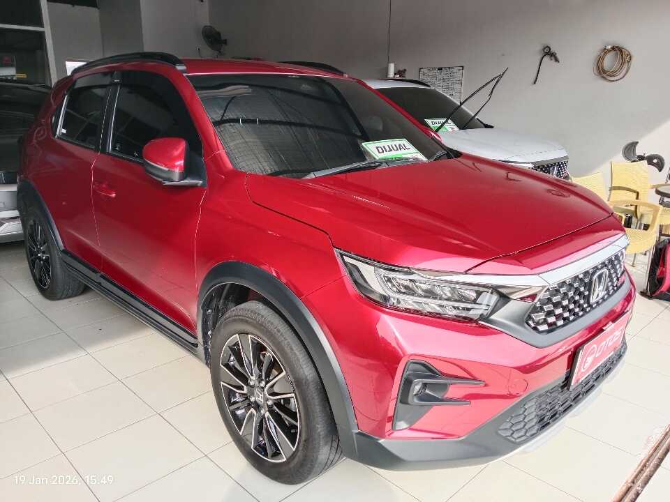 2024 Honda WR-V 1.5 RS - Foto 1 dari 6