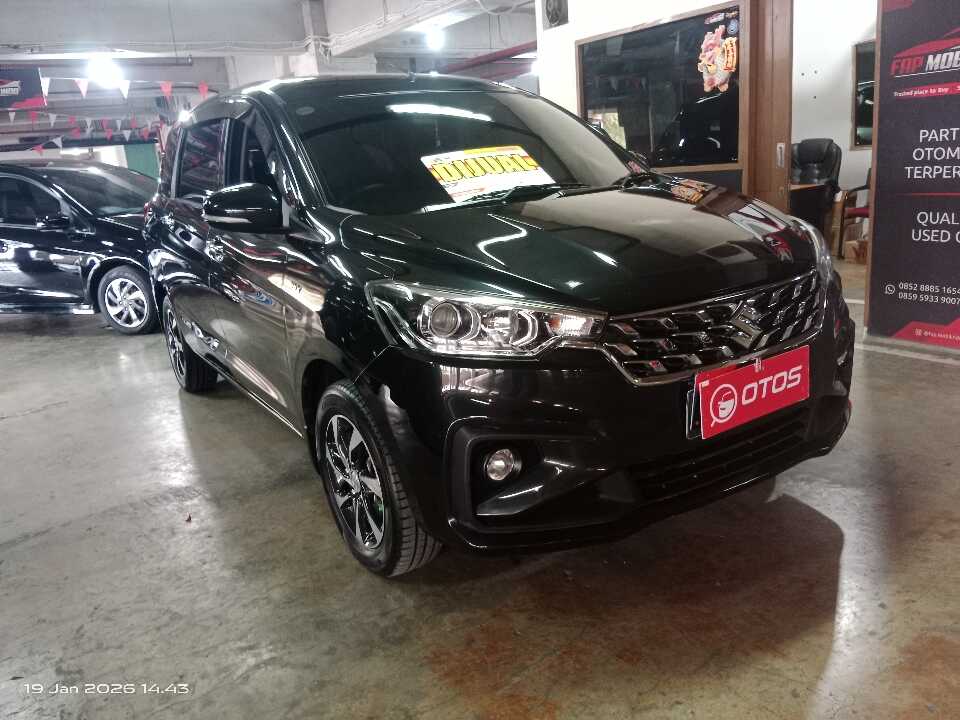 2022 Suzuki Ertiga 1.5 Cruise Hybrid - Foto 1 dari 6