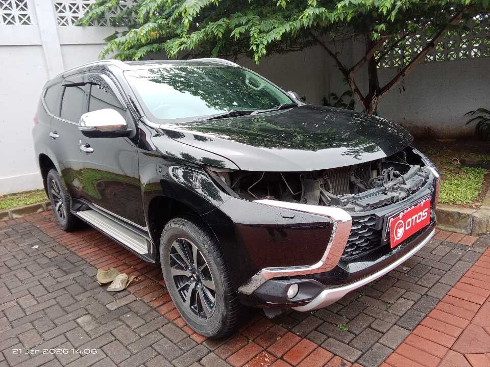 2017 Mitsubishi Pajero Sport 2.4 Dakar 4X2 - Foto 1 dari 6