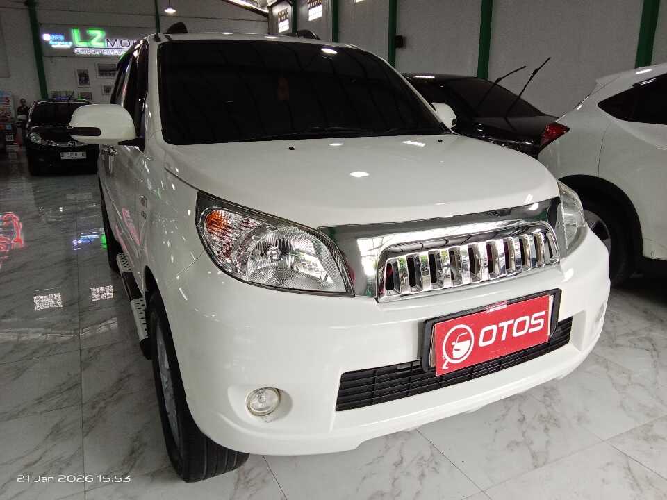 2014 Daihatsu Terios 1.5 TS - Foto 1 dari 6