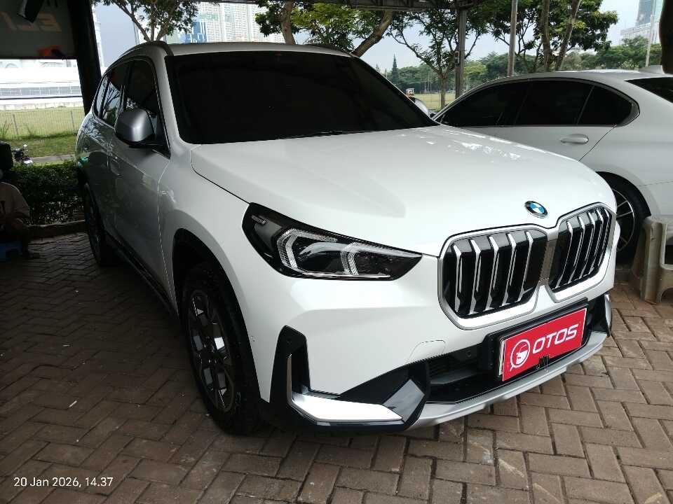 2024 BMW X1 1.5 Sdrive18i - Foto 1 dari 6