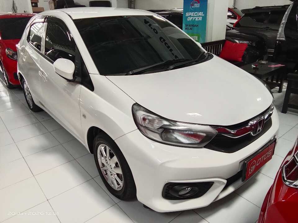 2022 Honda Brio 1.2 Satya E - Foto 1 dari 6