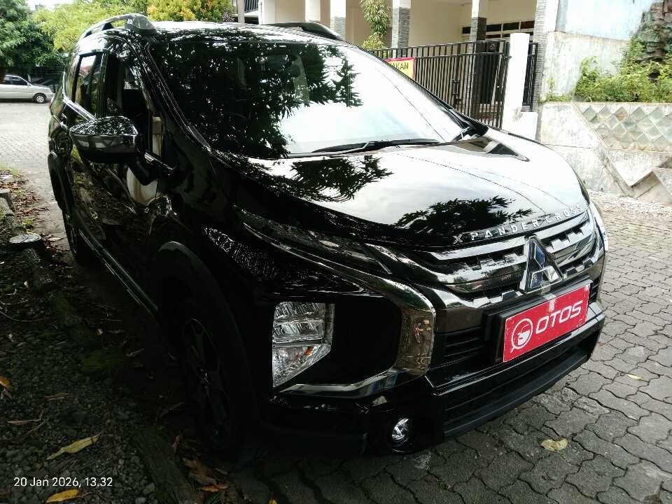 2021 Mitsubishi Xpander 1.5 Cross - Foto 1 dari 6