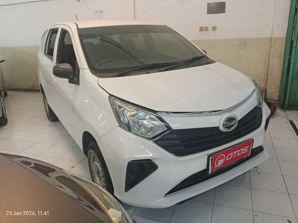 2023 Daihatsu Sigra 1.0 D - Foto 1 dari 6