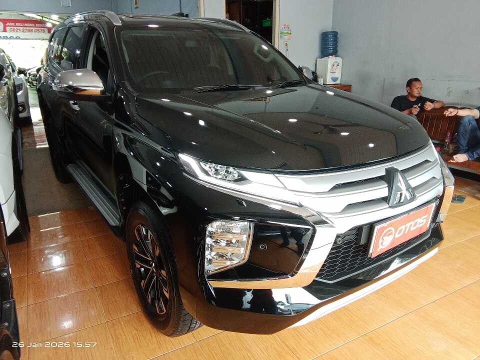 2023 Mitsubishi Pajero Sport 2.4 Dakar 4X2 - Foto 1 dari 6