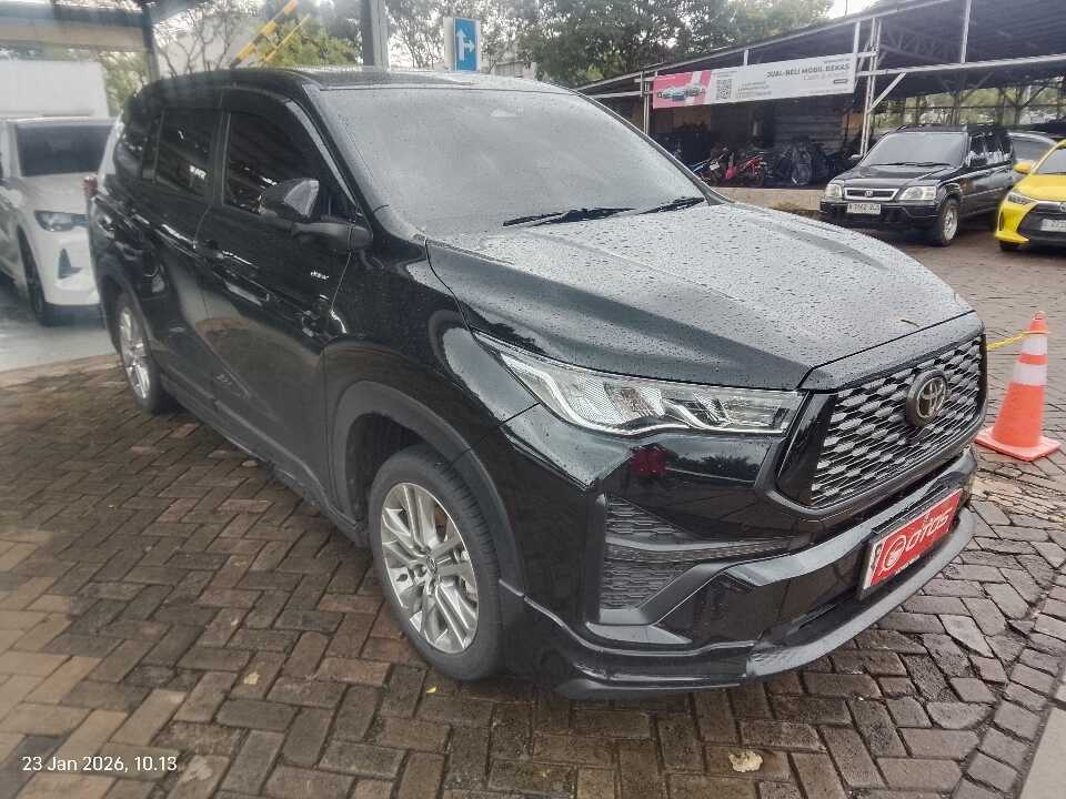 2025 Toyota Kijang Innova 2.0 Zenix Q HV CVT TSS - Foto 1 dari 6
