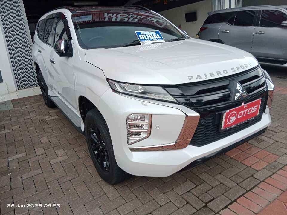 2024 Mitsubishi Pajero Sport 2.4 Dakar 4X2 - Foto 1 dari 6