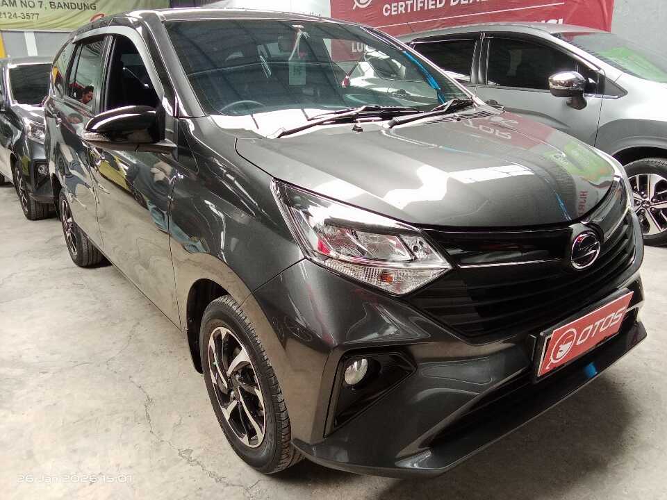 2023 Daihatsu Sigra 1.2 R - Foto 1 dari 6