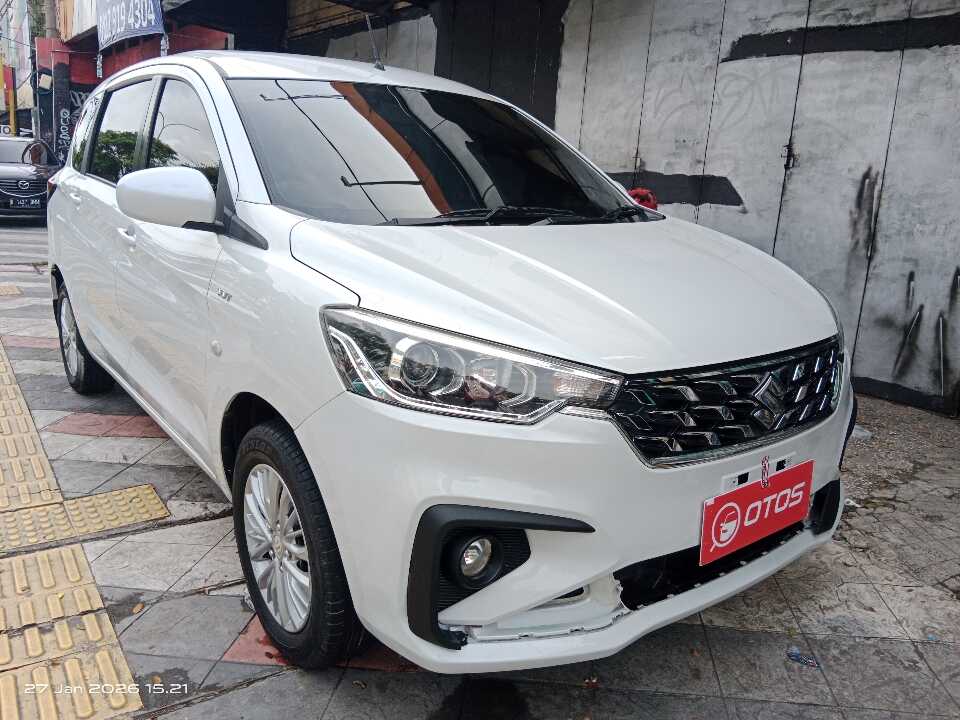 2023 Suzuki Ertiga 1.5 - Foto 1 dari 6