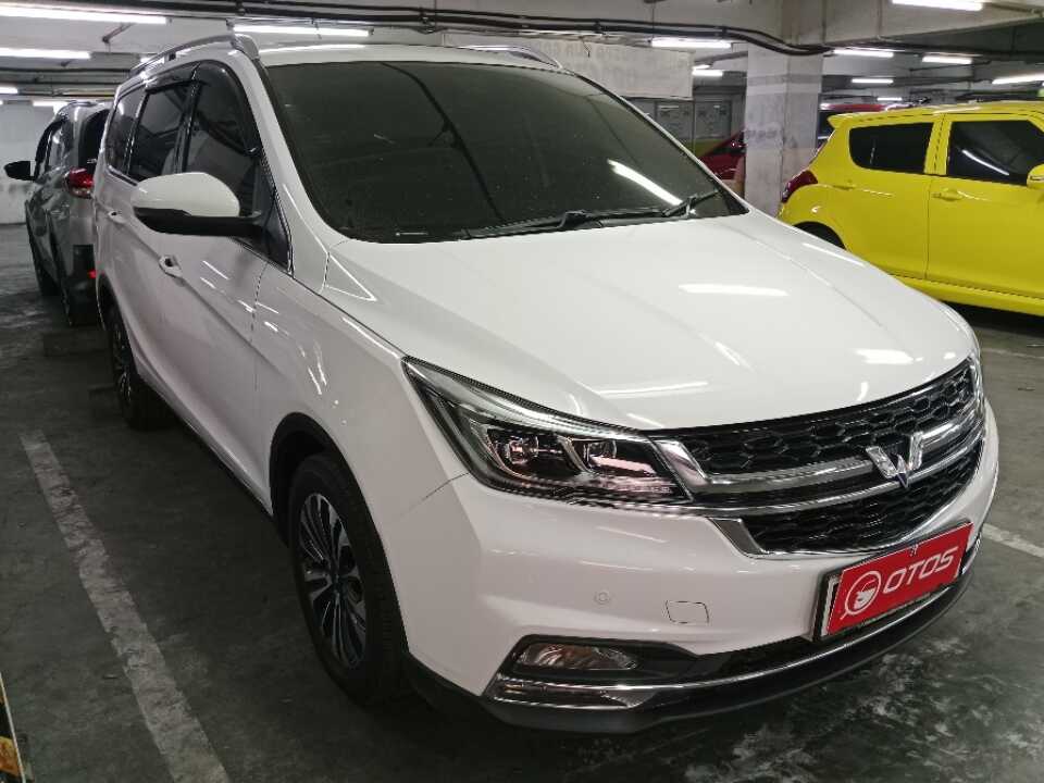 2022 Wuling Cortez 1.5 S T Lux - Foto 1 dari 6