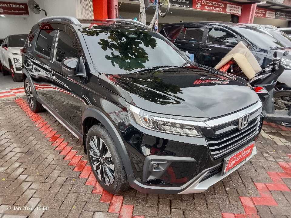 2023 Honda BR-V 1.5 PRE-HS - Foto 1 dari 6