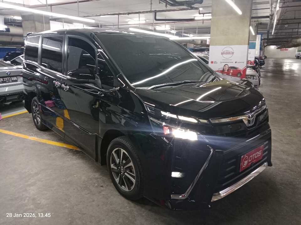 2019 Toyota Voxy 2.0