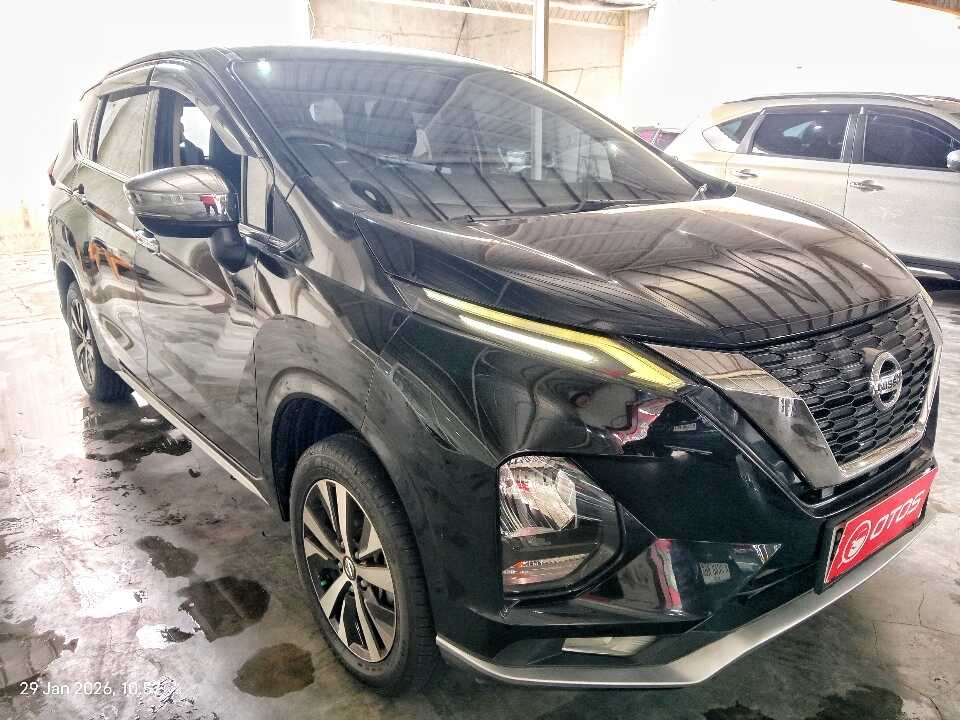 2021 Nissan Livina 1.5 VL - Foto 1 dari 9