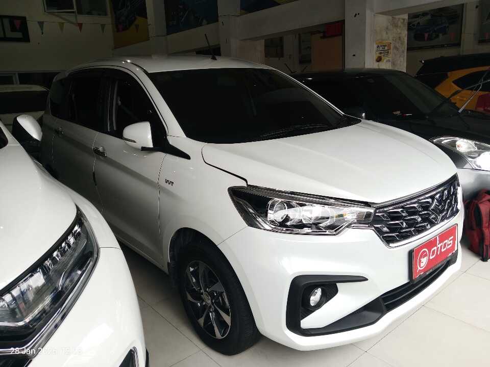 2022 Suzuki Ertiga 1.5 Sport Hybrid - Foto 1 dari 6