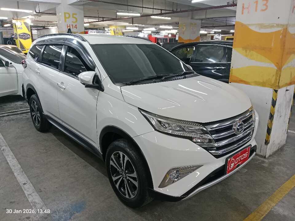 2020 Daihatsu Terios 1.5 R - Foto 1 dari 6