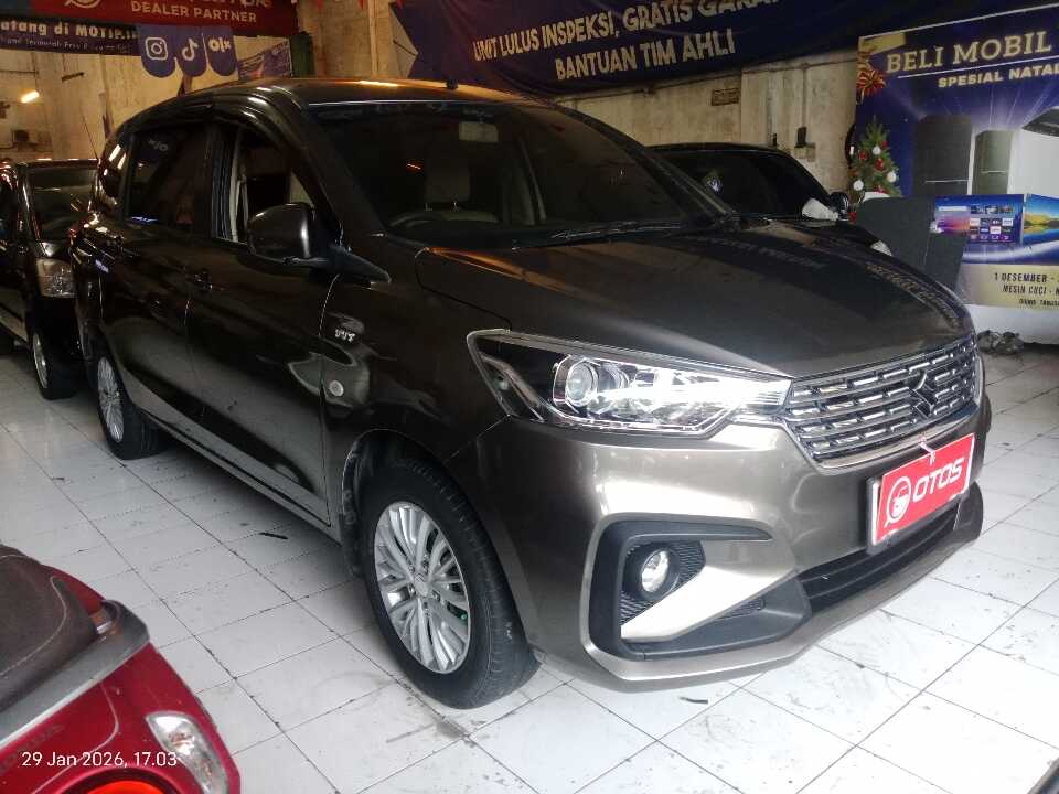 2019 Suzuki Ertiga 1.5 GL - Foto 1 dari 6