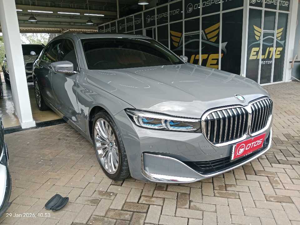 2019 BMW 740Li 3.0 - Foto 1 dari 6