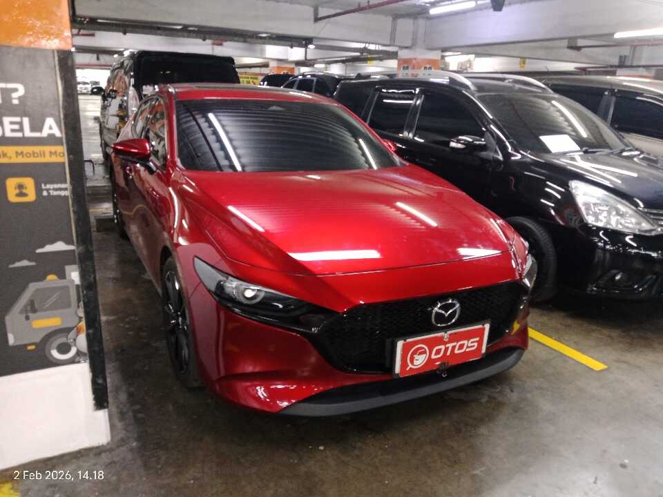 2024 Mazda 3 2.0 - Foto 1 dari 6