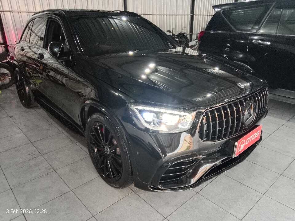 2019 Mercedes-Benz GLC200 2.0 AMG Line - Foto 1 dari 6