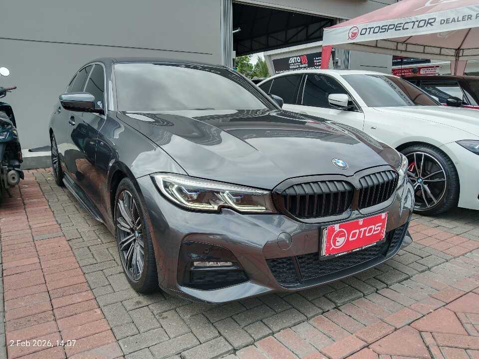 2020 BMW 330i 2.0 M Sport - Foto 1 dari 6