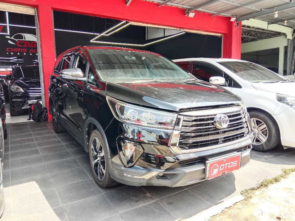 2022 Toyota Kijang Innova 2.4 Venturer