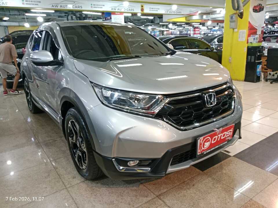 2017 Honda CR-V 1.5 Turbo - Foto 1 dari 6