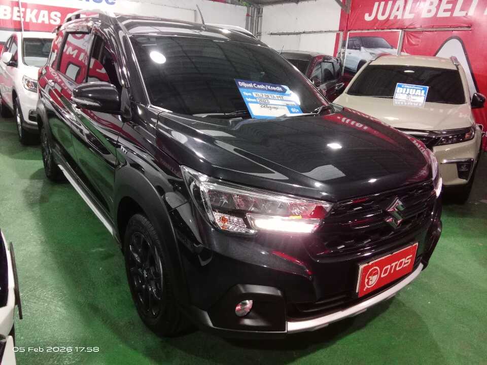 2023 Suzuki XL7 1.5 Beta - Foto 1 dari 6