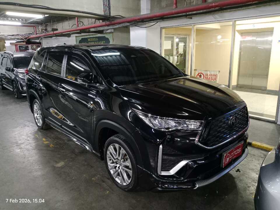 2023 Toyota Kijang Innova 2.0 Zenix Q HV CVT TSS