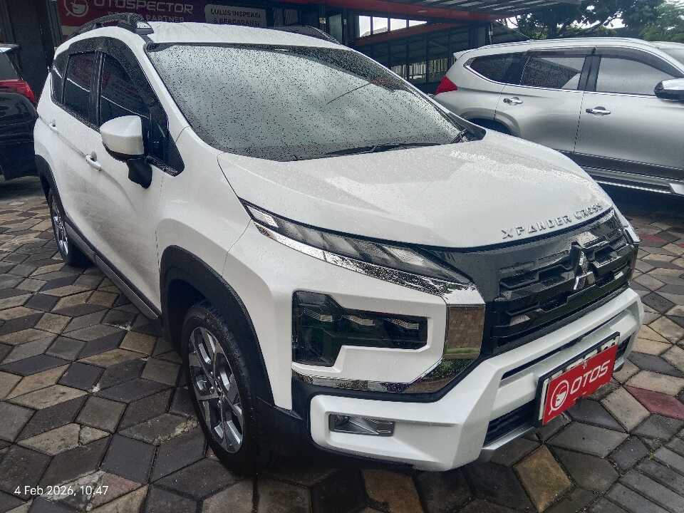 2023 Mitsubishi Xpander 1.5 Cross - Foto 1 dari 6