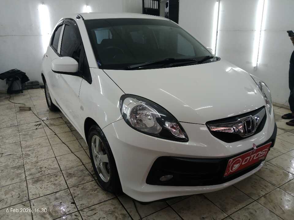 2014 Honda Brio 1.2 E - Foto 1 dari 6