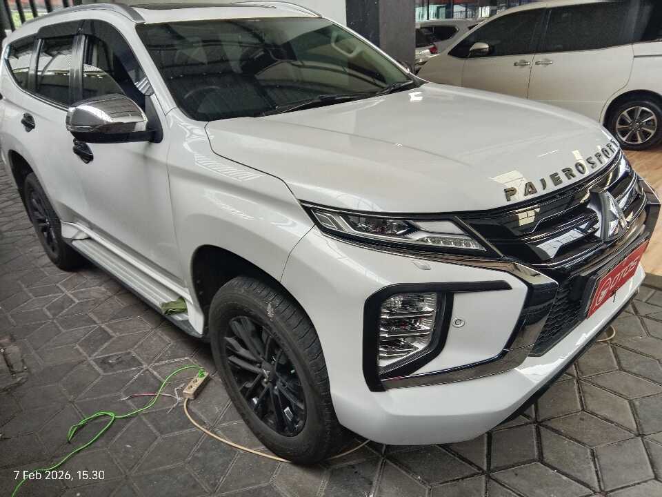2021 Mitsubishi Pajero Sport 2.4 Dakar 4X2