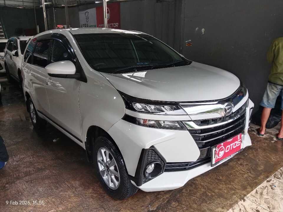 2020 Daihatsu Xenia 1.3 R - Foto 1 dari 9
